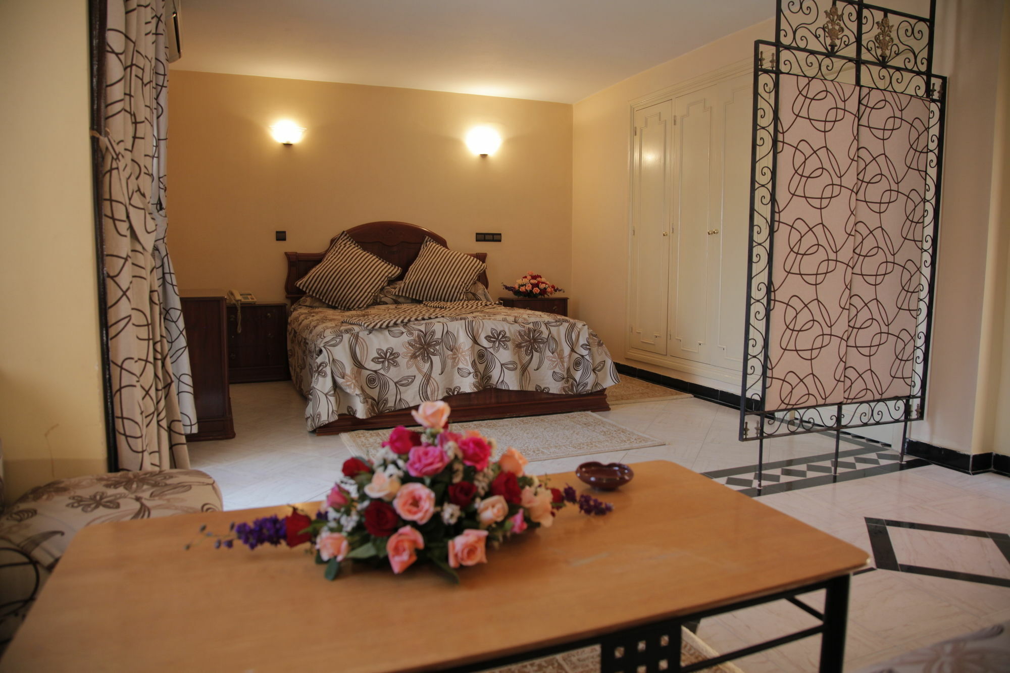 Hotel Al Kabir Марракеш Экстерьер фото
